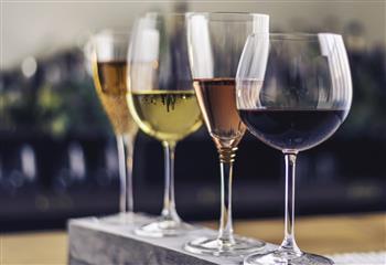 HARMONIZANDO FRUTAS E VINHOS
